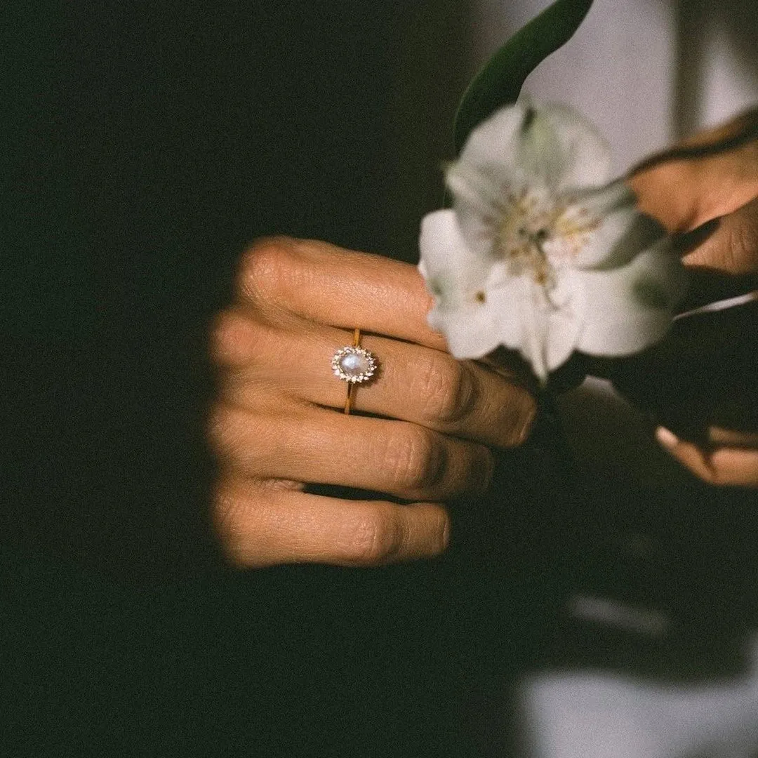 18K Gold Moonstone Diana Diamond Ring