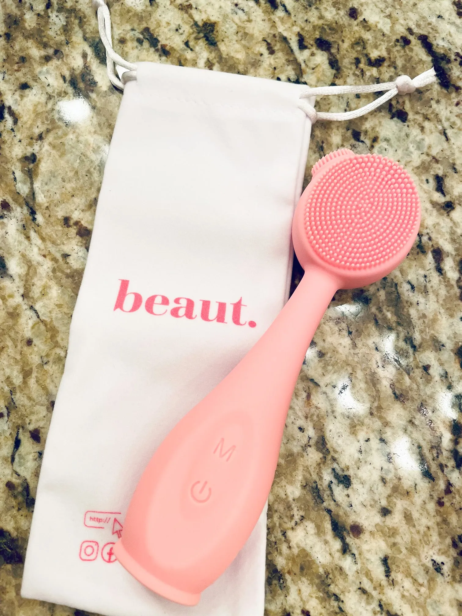 Beaut Face Cleansing Tool with Jade Heating Stone