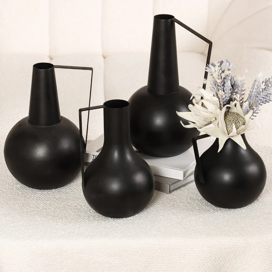 Black Matte Vase