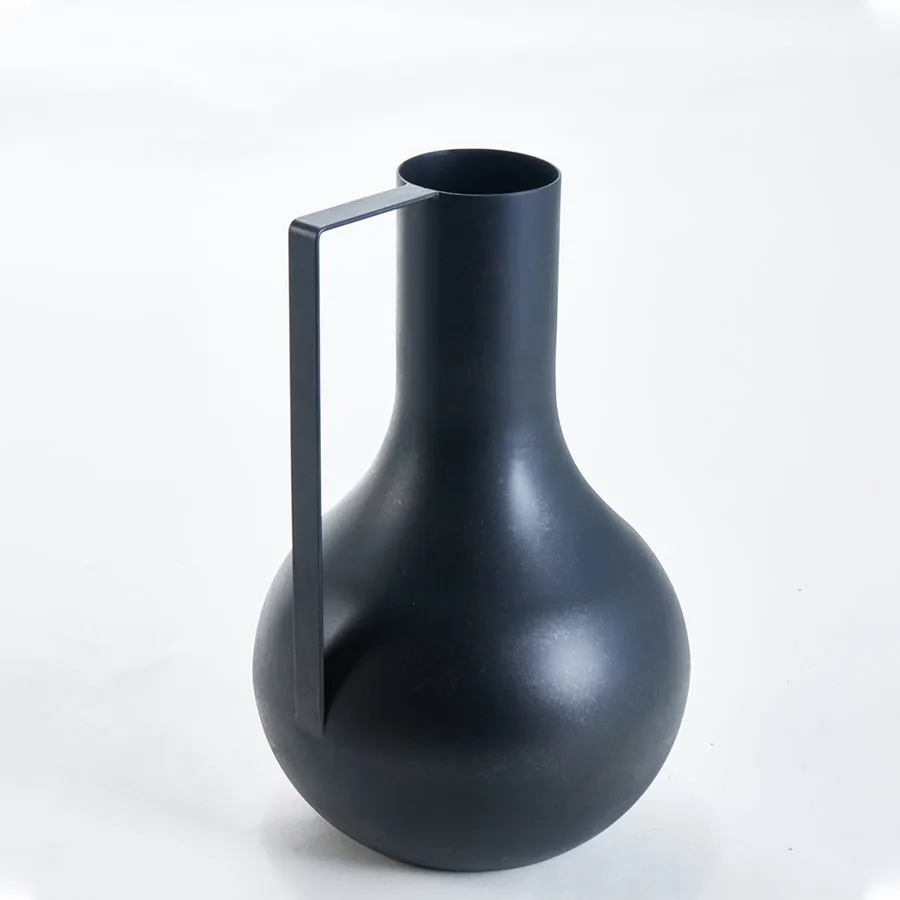 Black Matte Vase