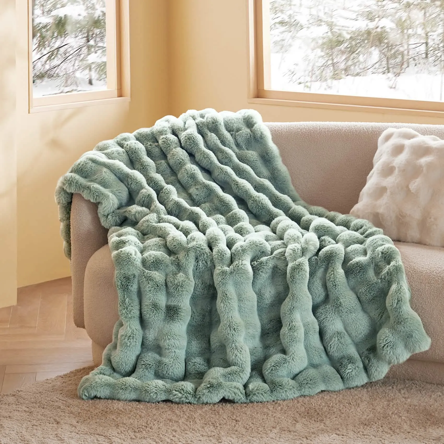 Bubble Faux Fur Blanket