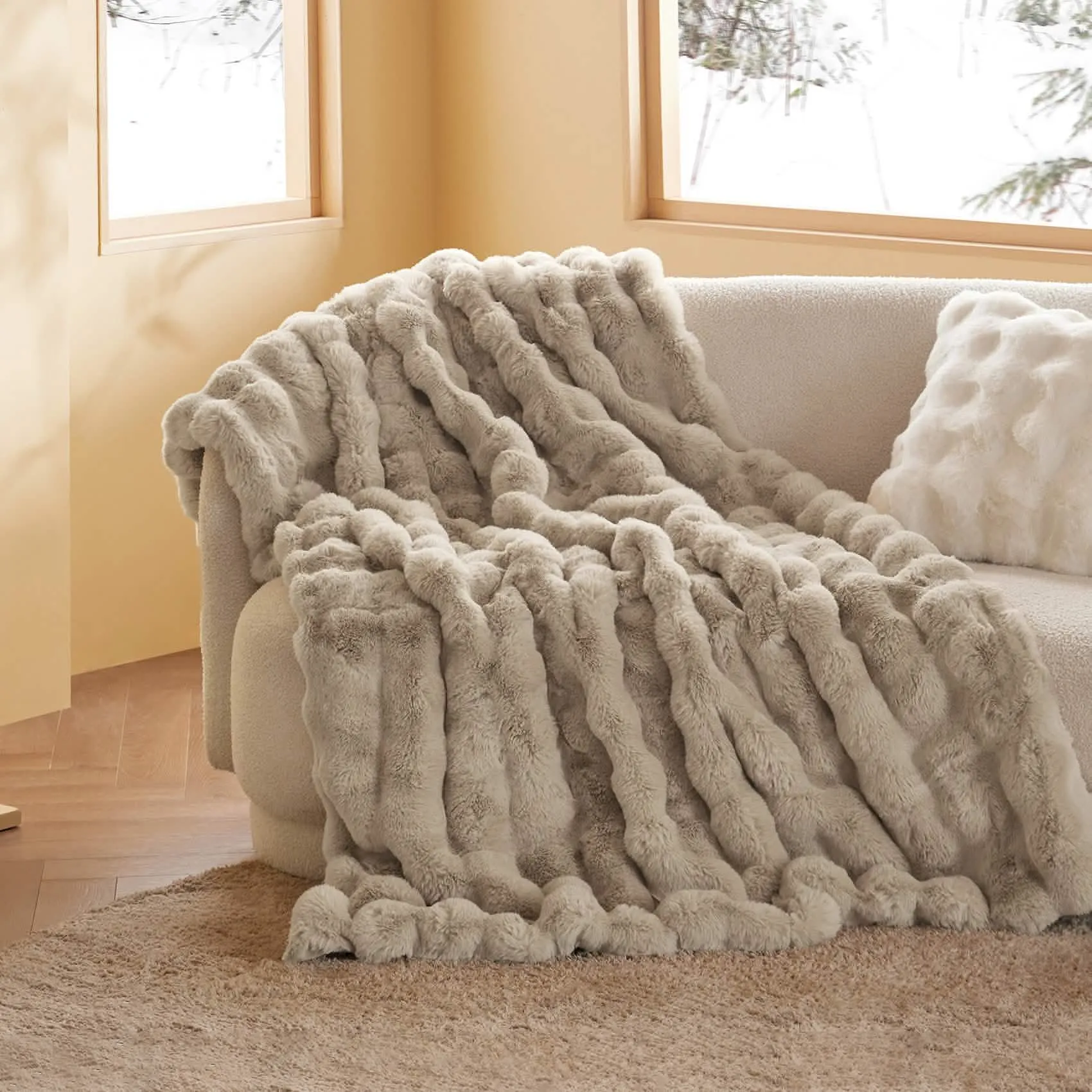 Bubble Faux Fur Blanket