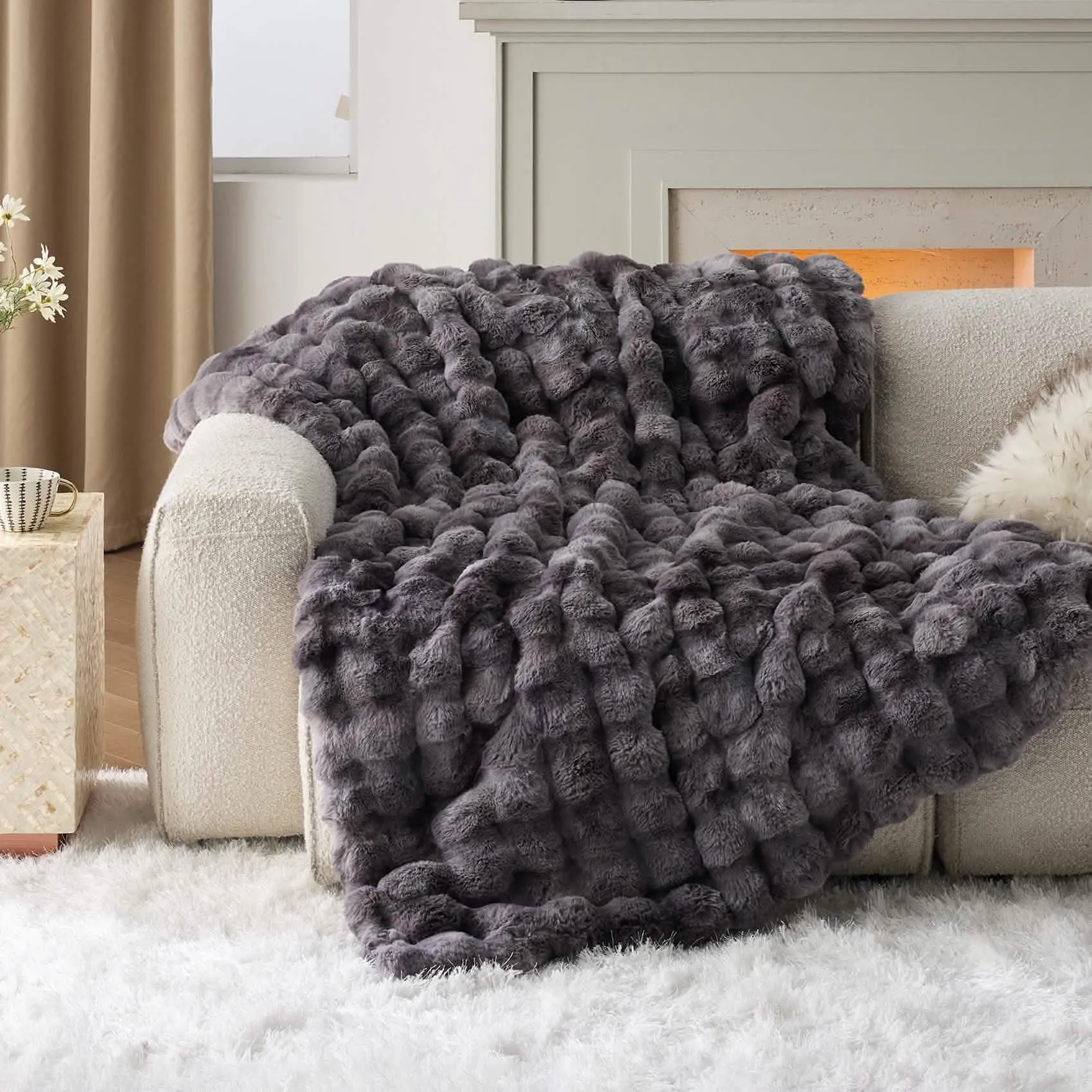 Bubble Faux Fur Blanket