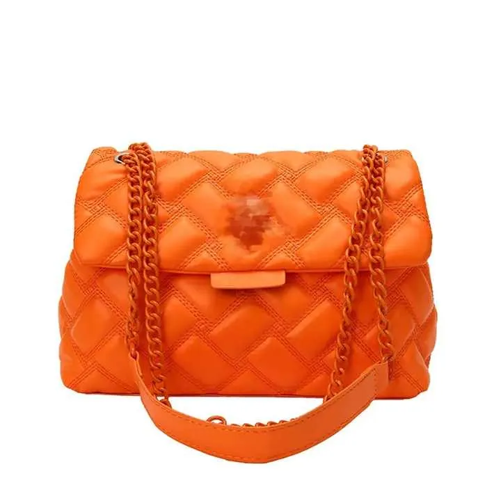 Designer Leather Geiger Chain Bag Black-حقيبة يد نسائية مربعة