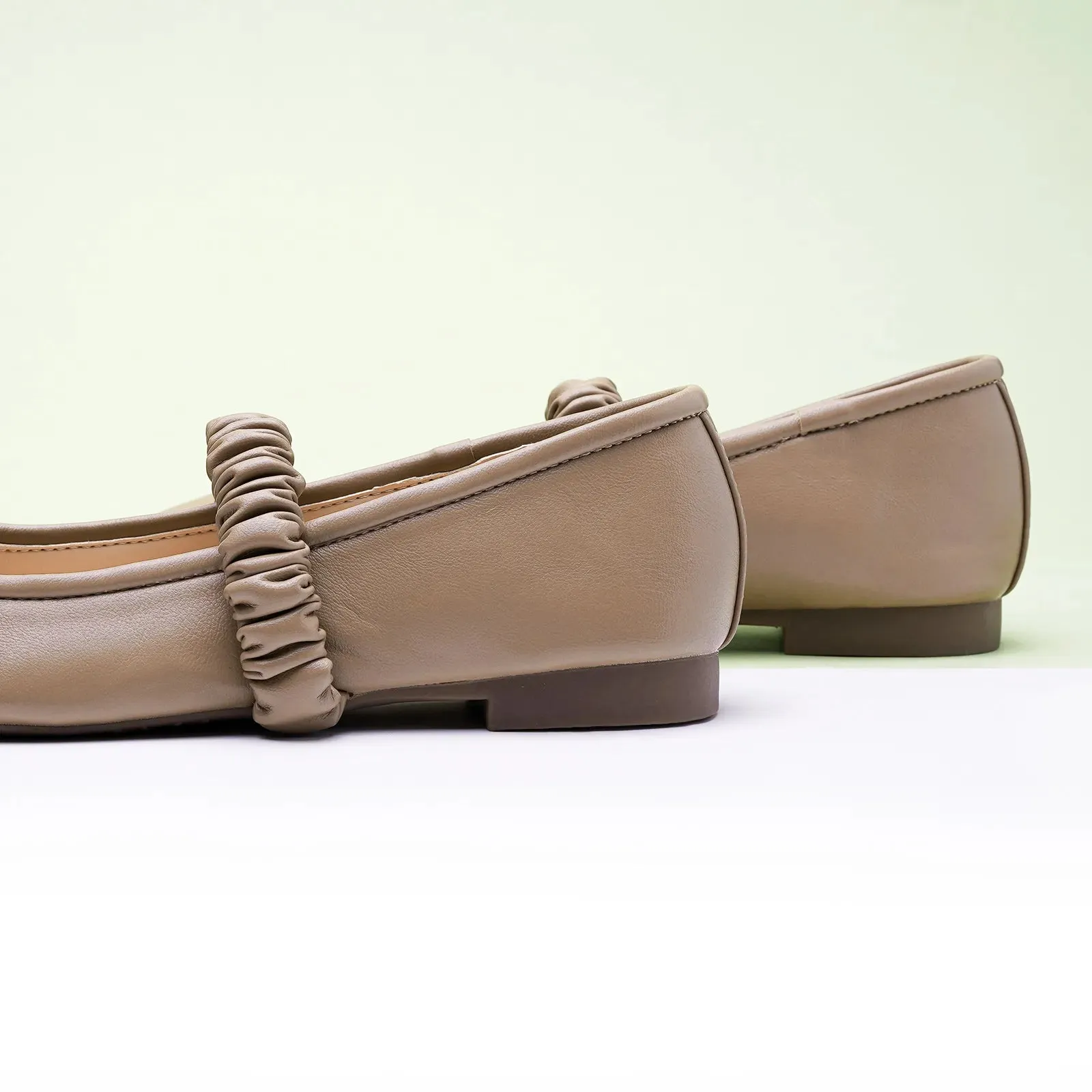 Elastic Strap Mary Jane (Clara) Camel