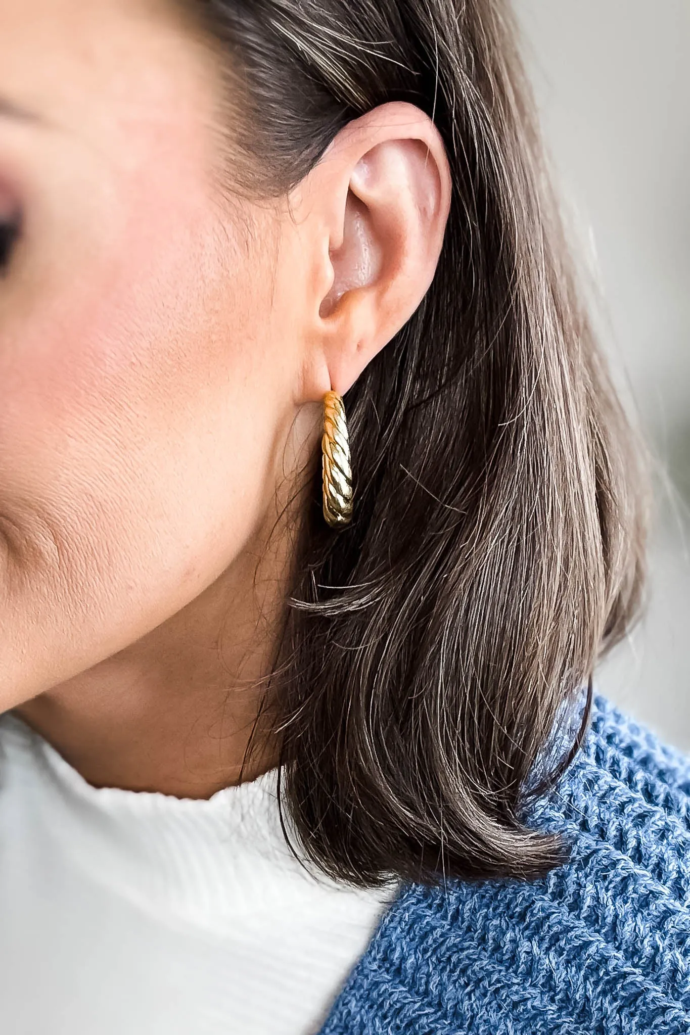 Gold Twist Hoop