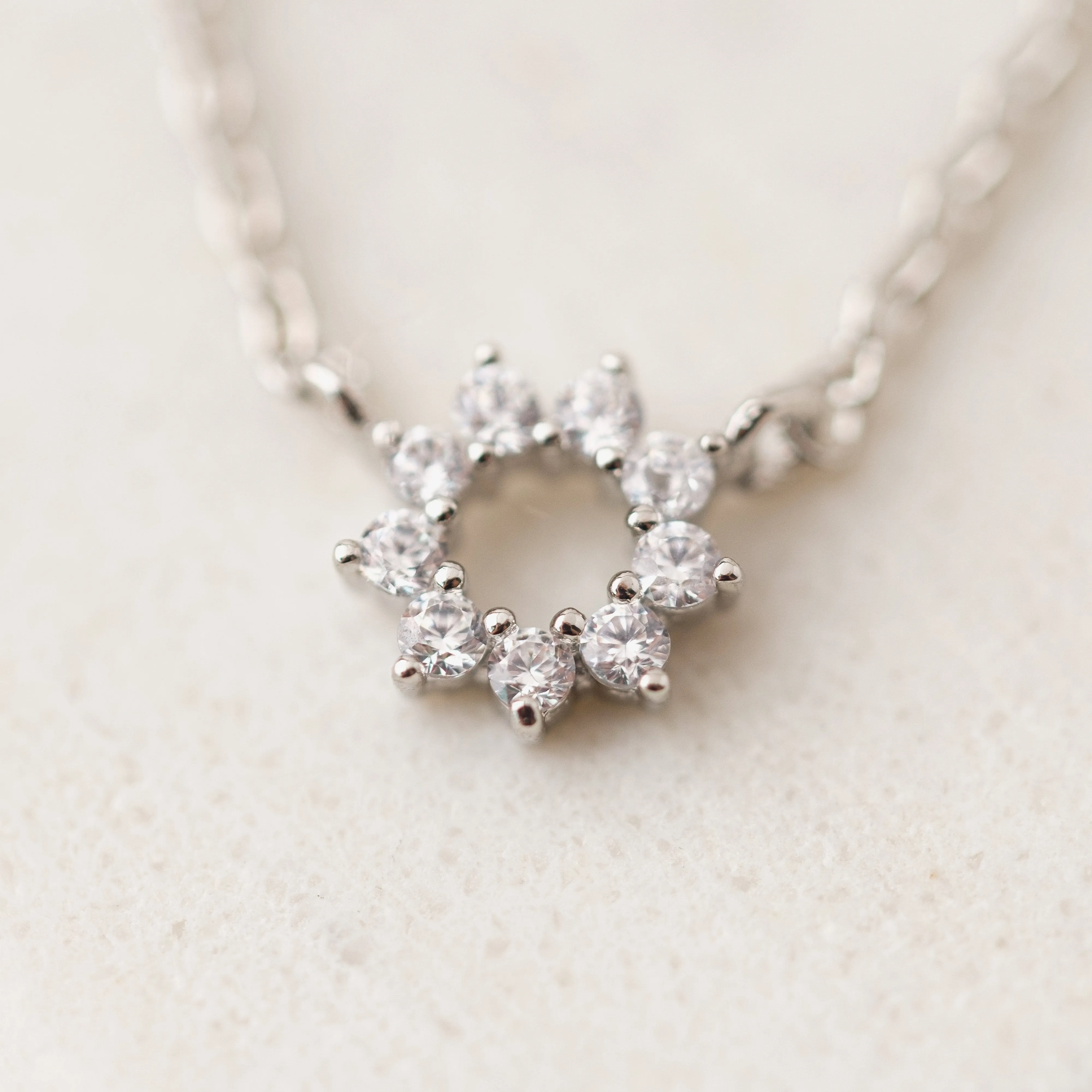 Halo Mini Necklace Silver