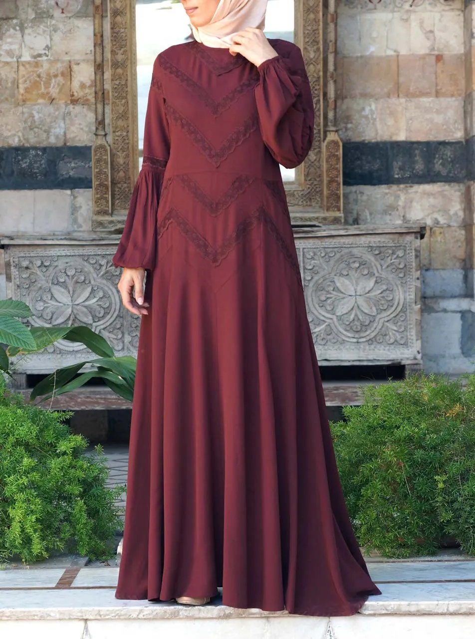 Ishya Lace Abaya Gown
