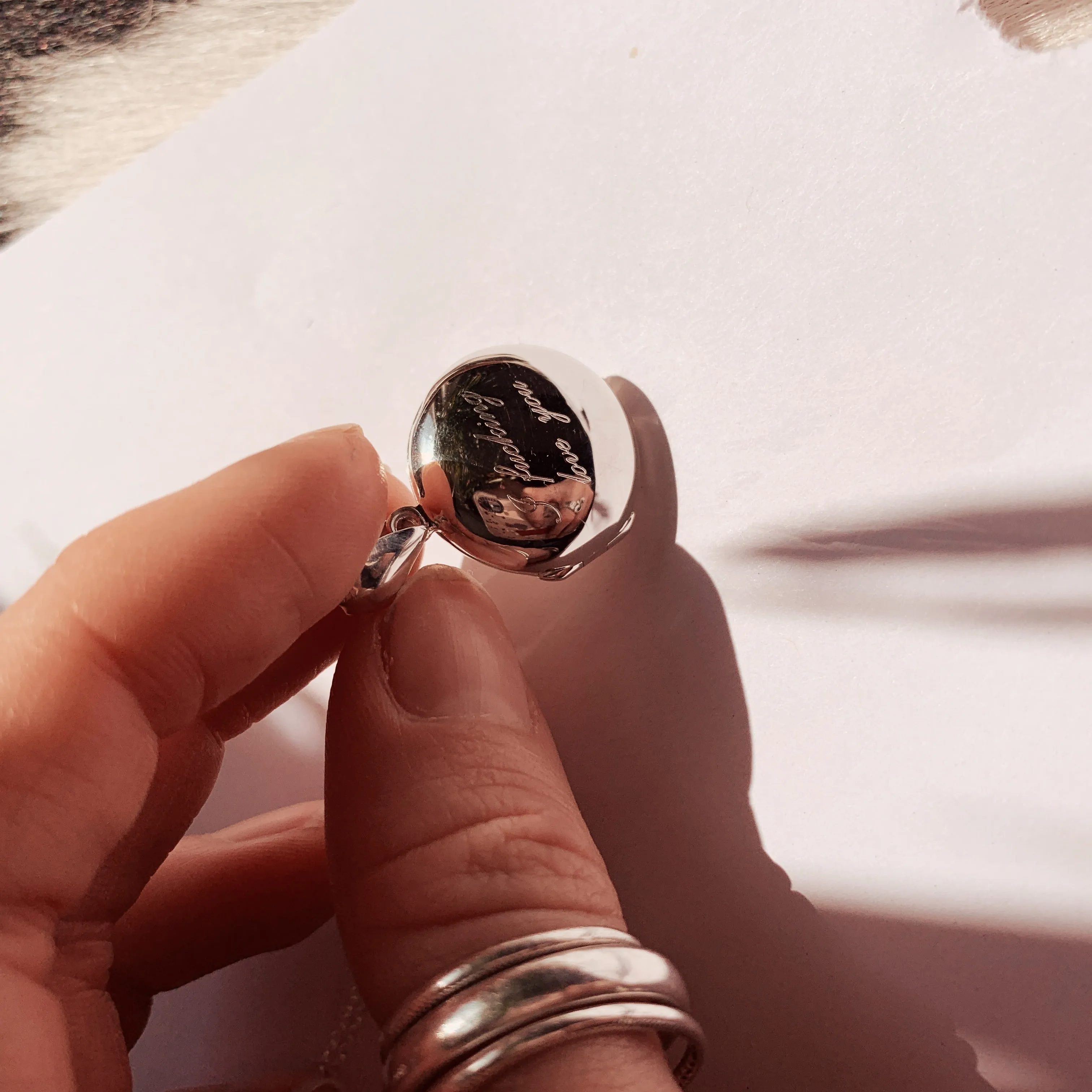 Locket ~ I Fucking Love You / Round