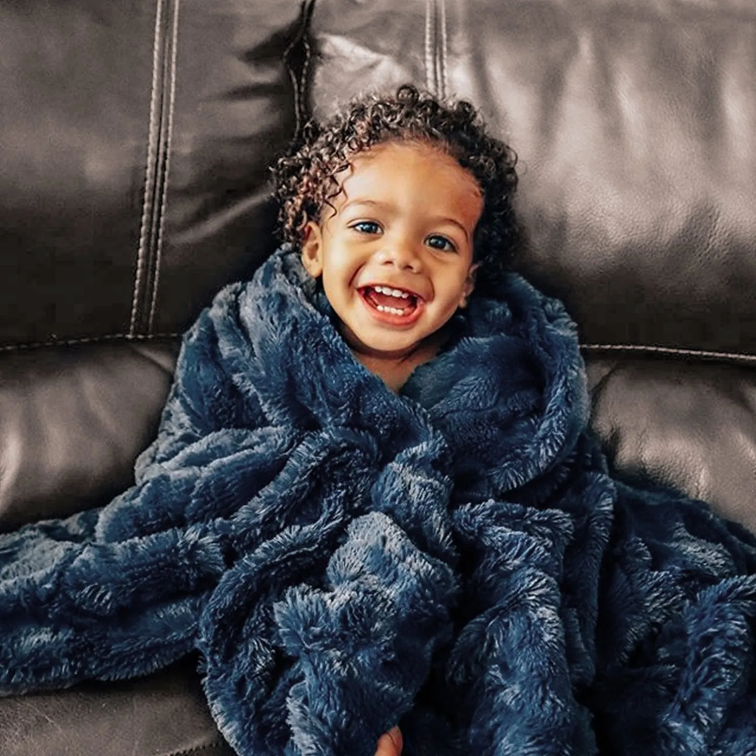 Luxury Faux Fur Throw Blanket