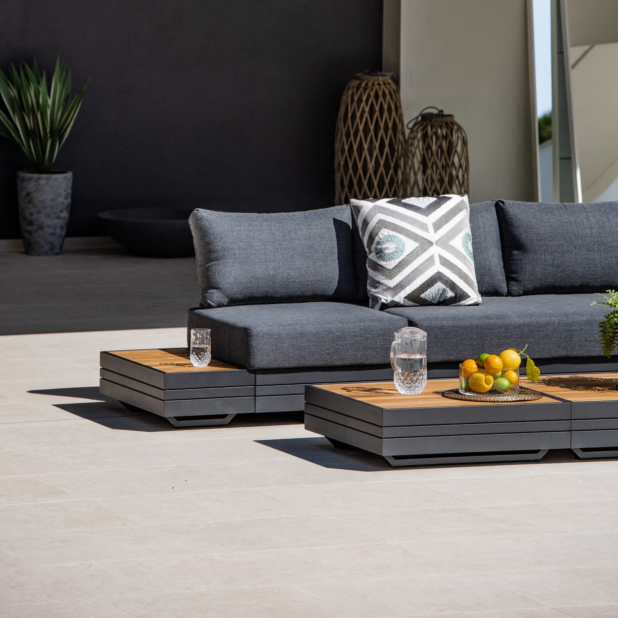 Panama Luxury Outdoor Large Corner Group Set in Charcoal