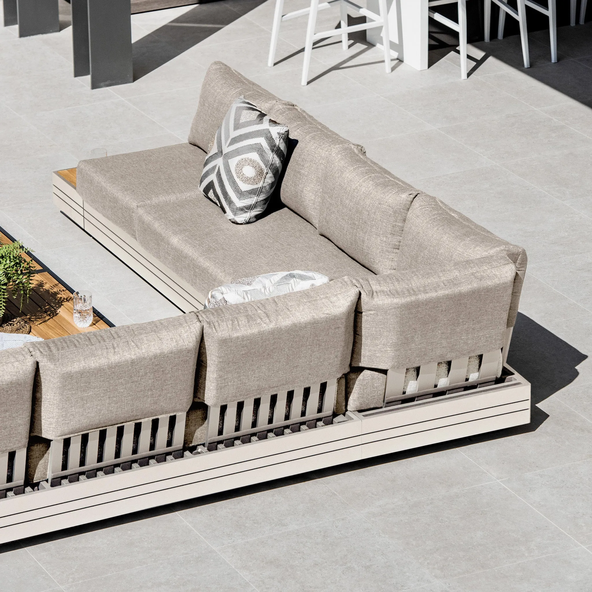 Panama Luxury Outdoor Large U-Shape Corner Sofa Set in Latte