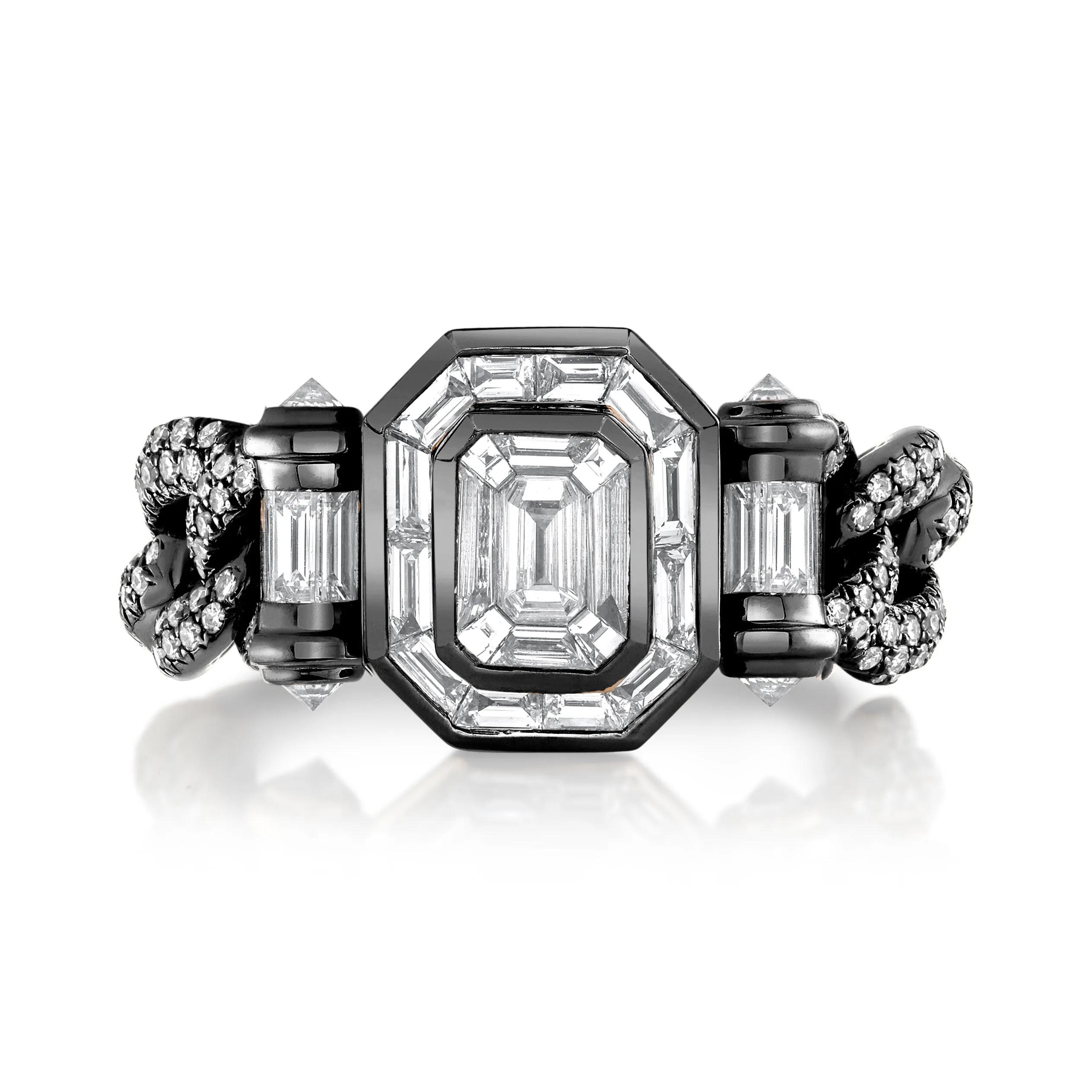 PARTIAL DIAMOND HALO MEDIUM LINK RING