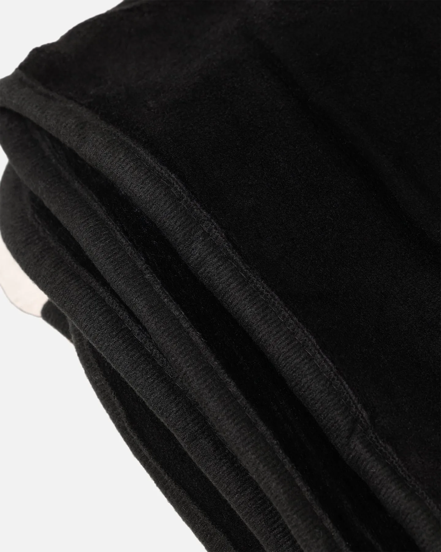 Playboy RHD Blanket Black
