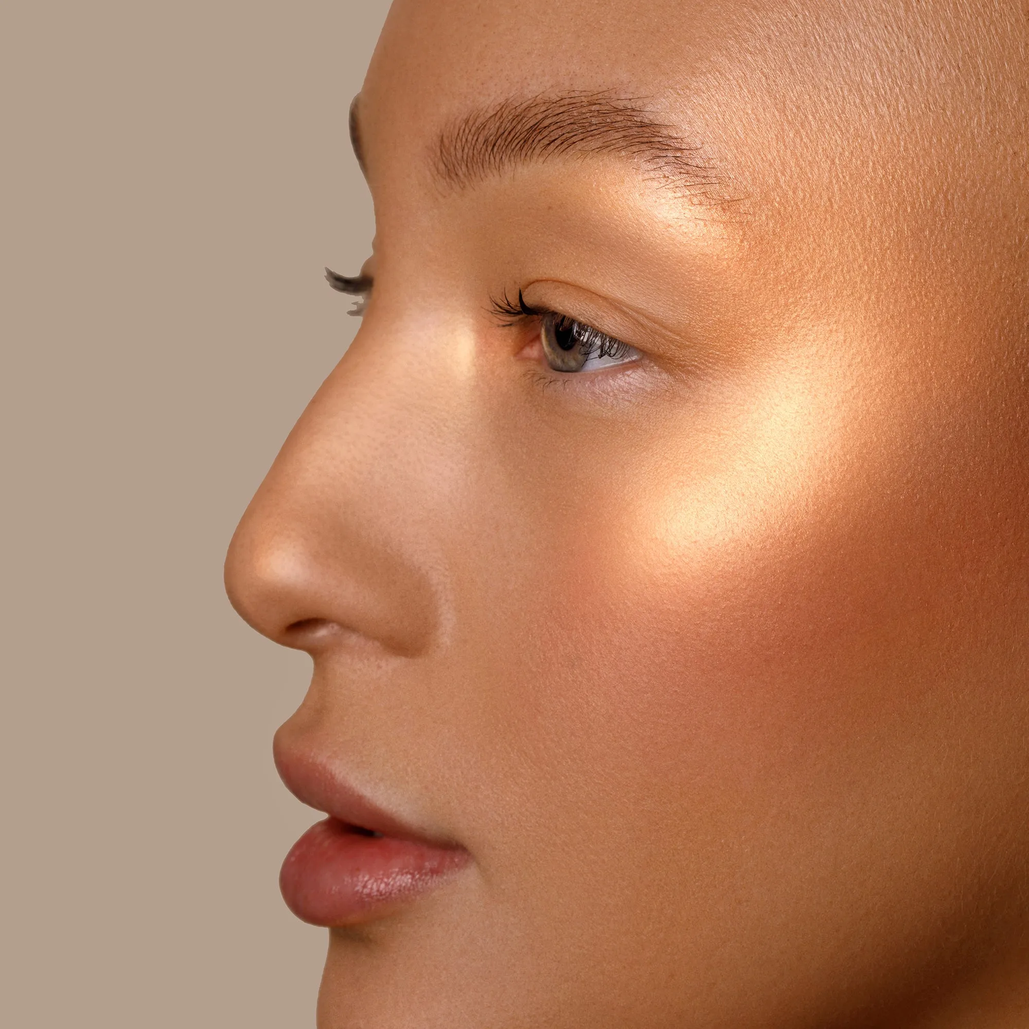 Rare Light Crème Luminizer: Halo