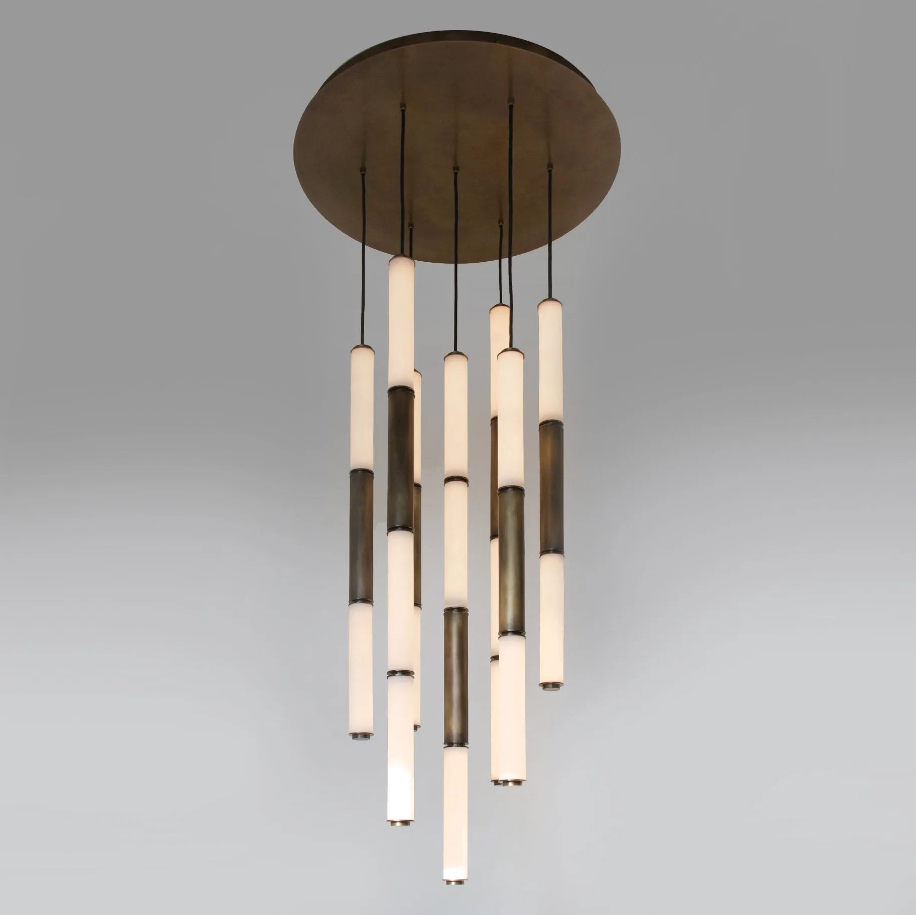 SCEPTER 7 Chandelier