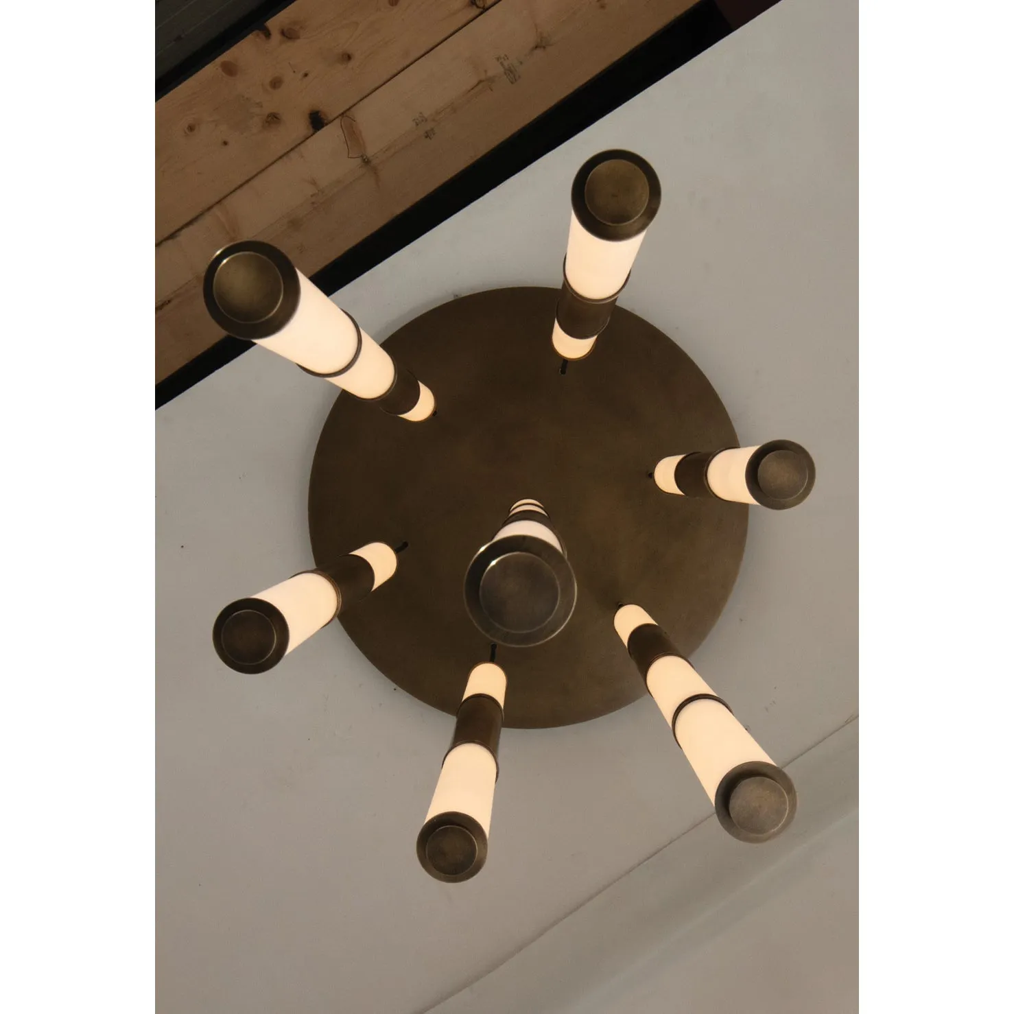 SCEPTER 7 Chandelier