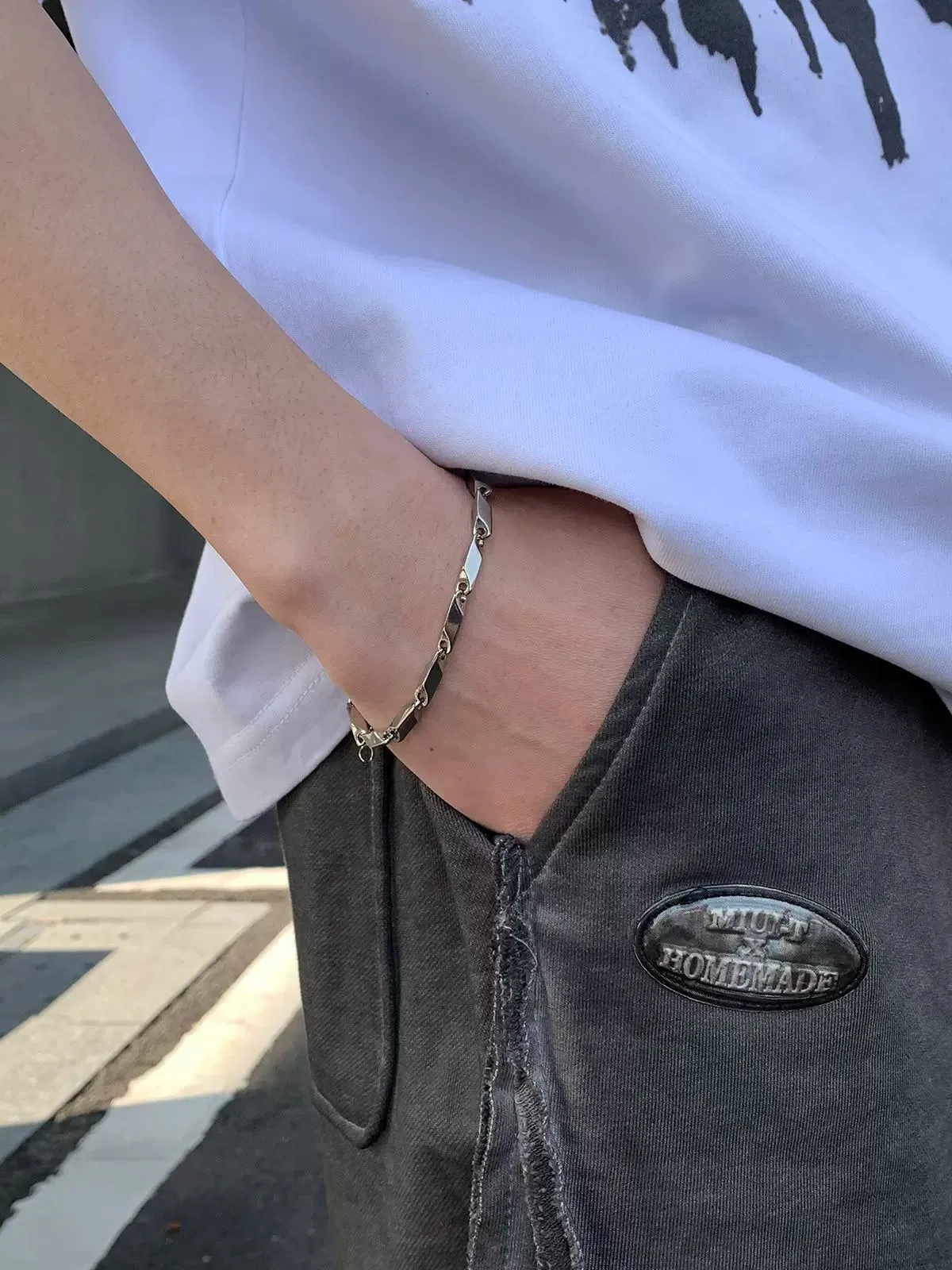 Subtle Twist Metallic Bracelet