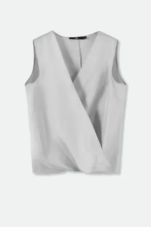 TARA SILK TWILL TWIST TANK TOP IN SILVER