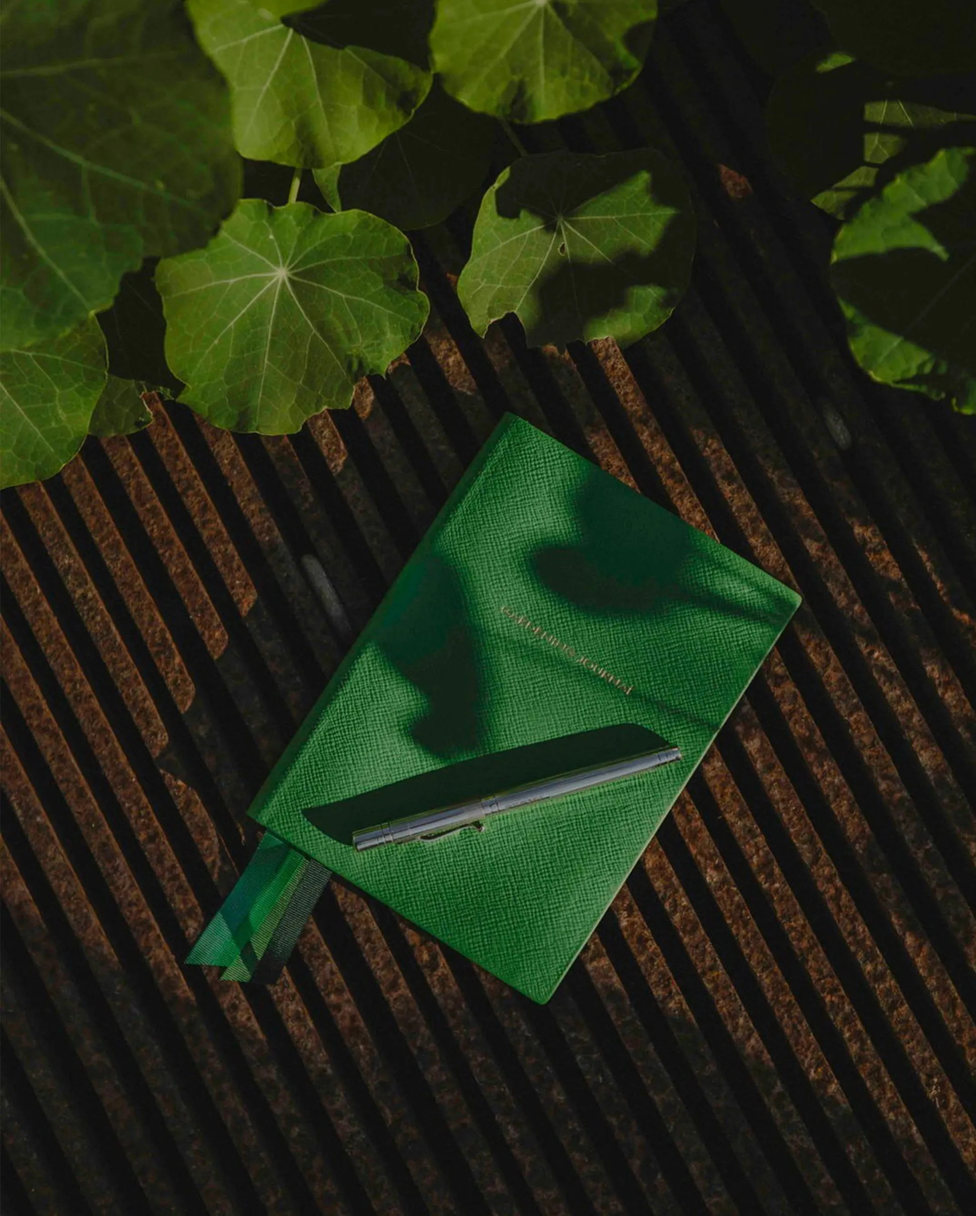 THE GARDENING JOURNAL PANAMA SOHO NOTEBOOK / EMERALD